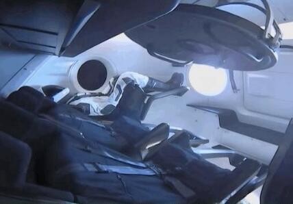 首次试飞的最后一个考验：SpaceX载人龙飞船将返航